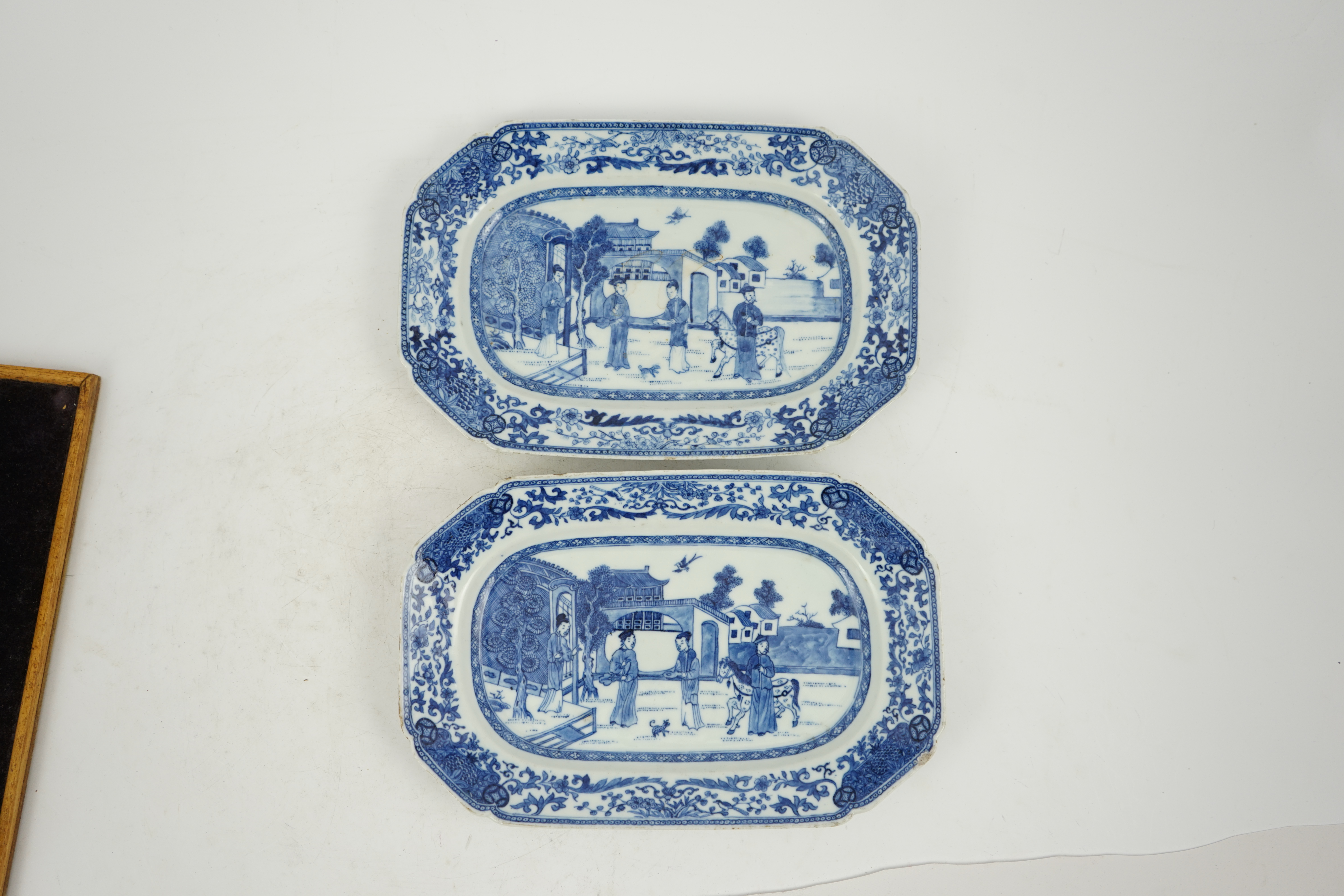 A pair of small Chinese blue and white small serving dishes, Qianlong period